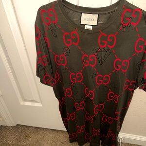 Nice! Gucci shirt for sale. Worn twice but still in great shape!